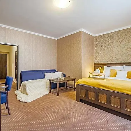 Orlican Hotel 3*