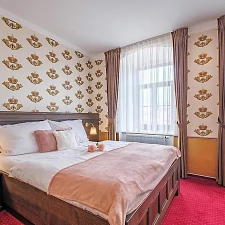 Orlican Hotel