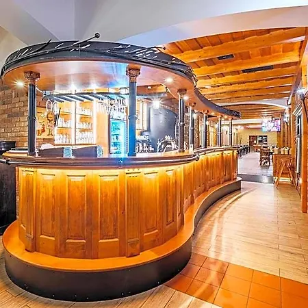 Orlican Hotel 3*